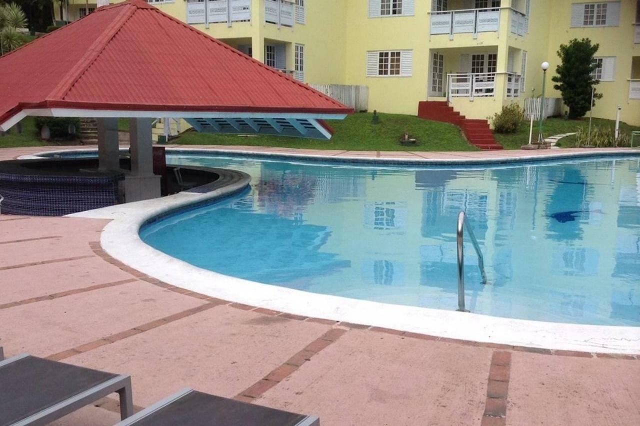 River Side Apt 9 @ Mystic Ridge. Ocho Rios Exterior photo