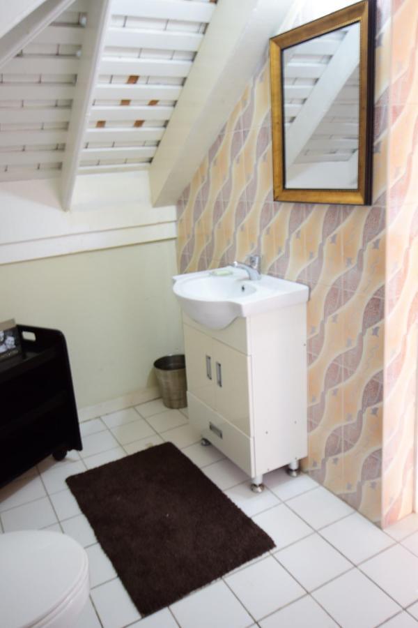 River Side Apt 9 @ Mystic Ridge. Ocho Rios Exterior photo